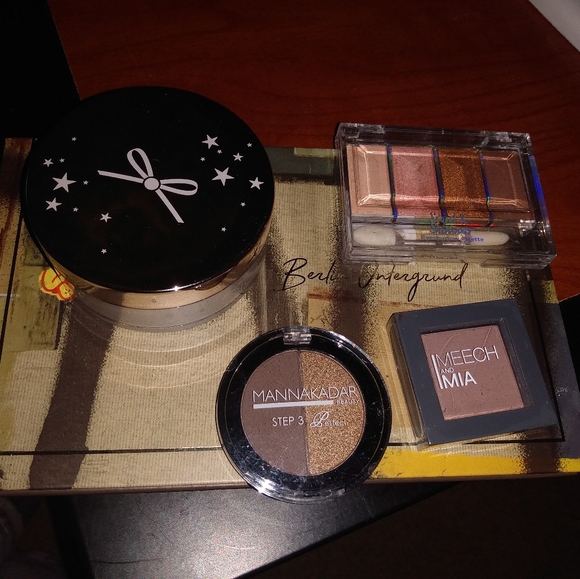 Makeup Bundle - Picture 7 of 8